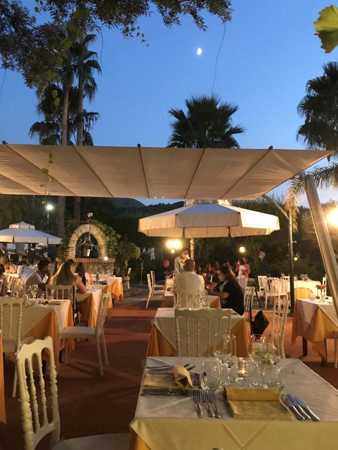 Hotel Tirreno Parghelia Bagian luar foto